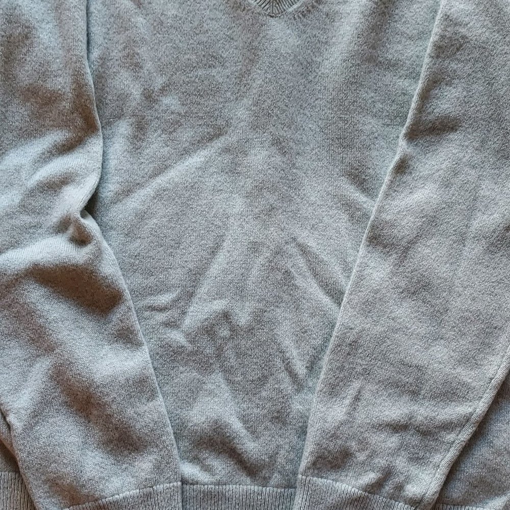 VINCE CASHMERE SWEATER NEW WITH TAGS